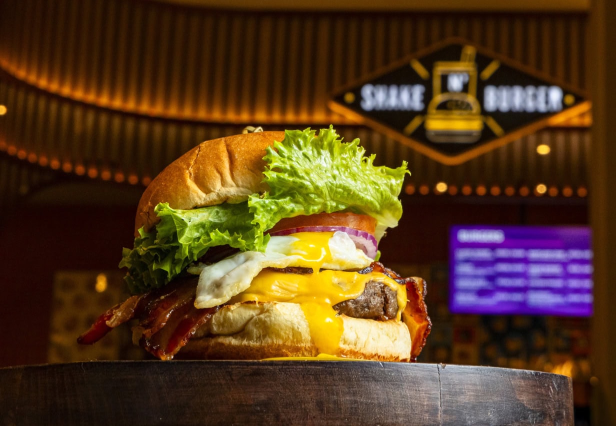 burger with egg
